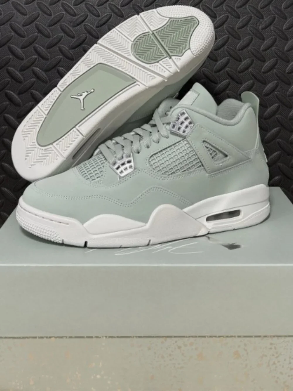 Nike Air Jordan 4 Retro Seafoam Sail